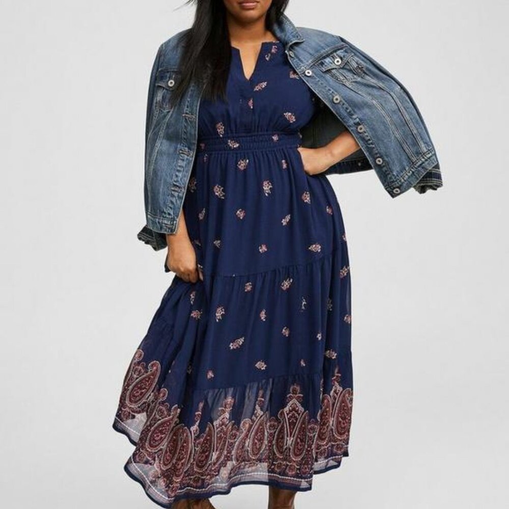 Torrid Size 2 Y Neck Maxi Dress in Carrie paisley border